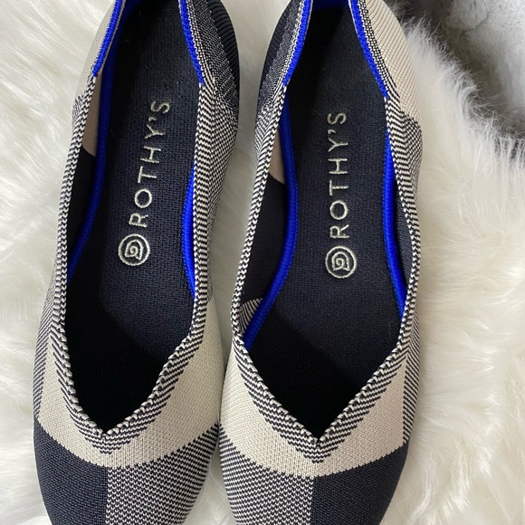 Rothy’s black and cream size 9 flats - Picture 4 of 4